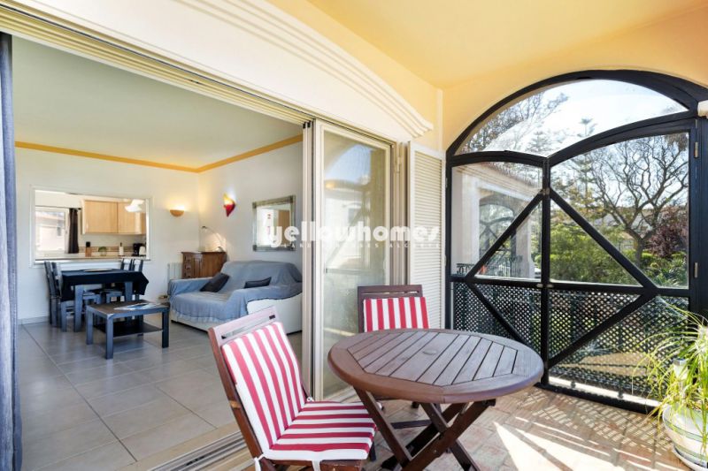 Encantador Apartamento T1 no centro de um empreendimento de Golf em Carvoeiro